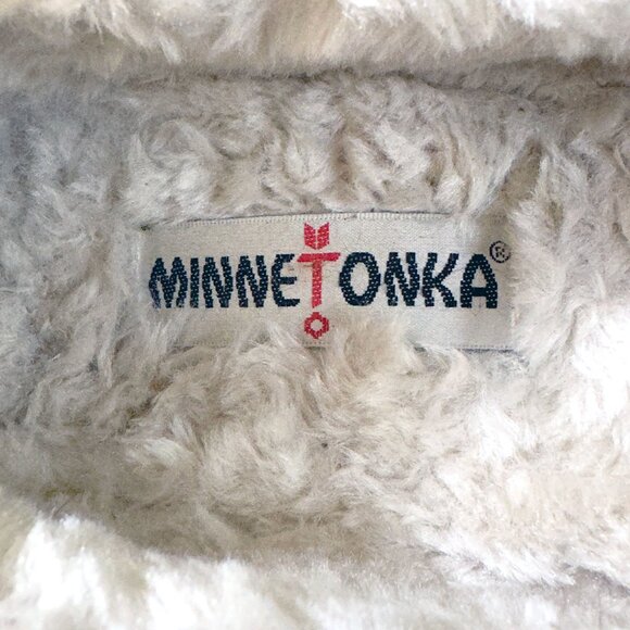 Minnetonka Tan Suede Moccasin Slipper 10 Women Fur Lined Rubber Sole Cozy Lounge - Picture 8 of 9